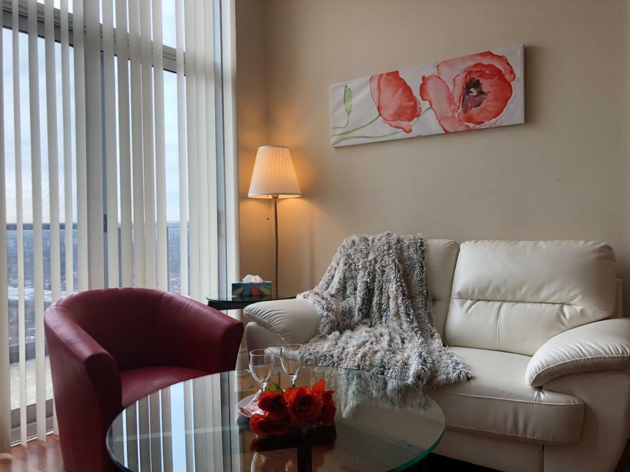 Kashaneh At Meridian Vaughan Exterior photo